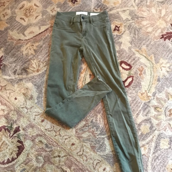 Army green Bullhead jeggings from PacSun - Picture 1 of 3